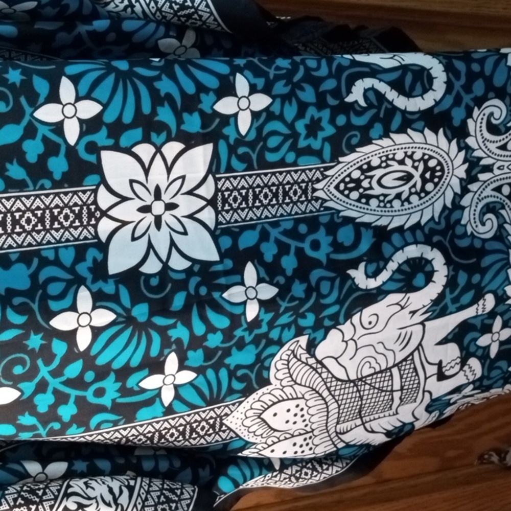 JOVIE, Beachy, vacation, cruise, boho, elephants - Picture 5 of 10